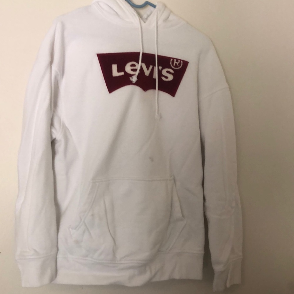 Levi’s sweatshirt
